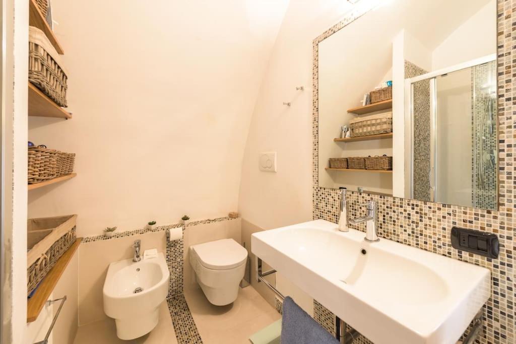 Traditional Apartment In Old City Bari Eksteriør billede