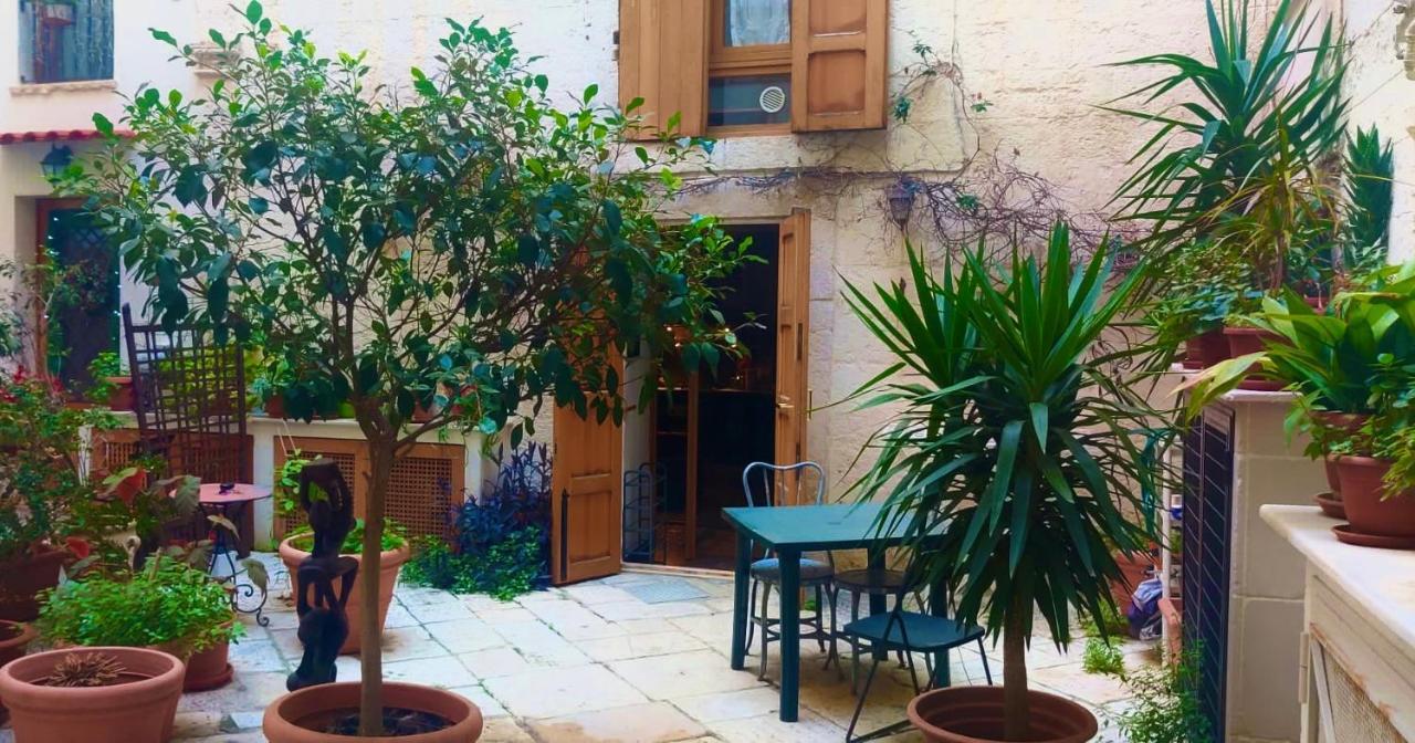 Traditional Apartment In Old City Bari Eksteriør billede